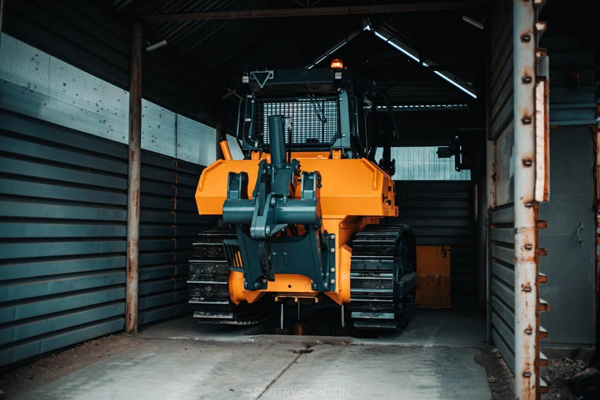 Бульдозер ДСТ-Урал d12