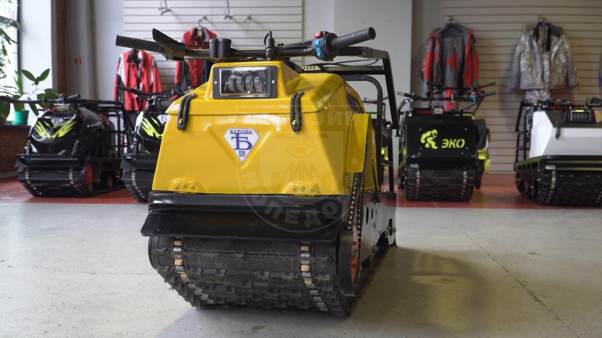 Бурлак Пионер мотобукс