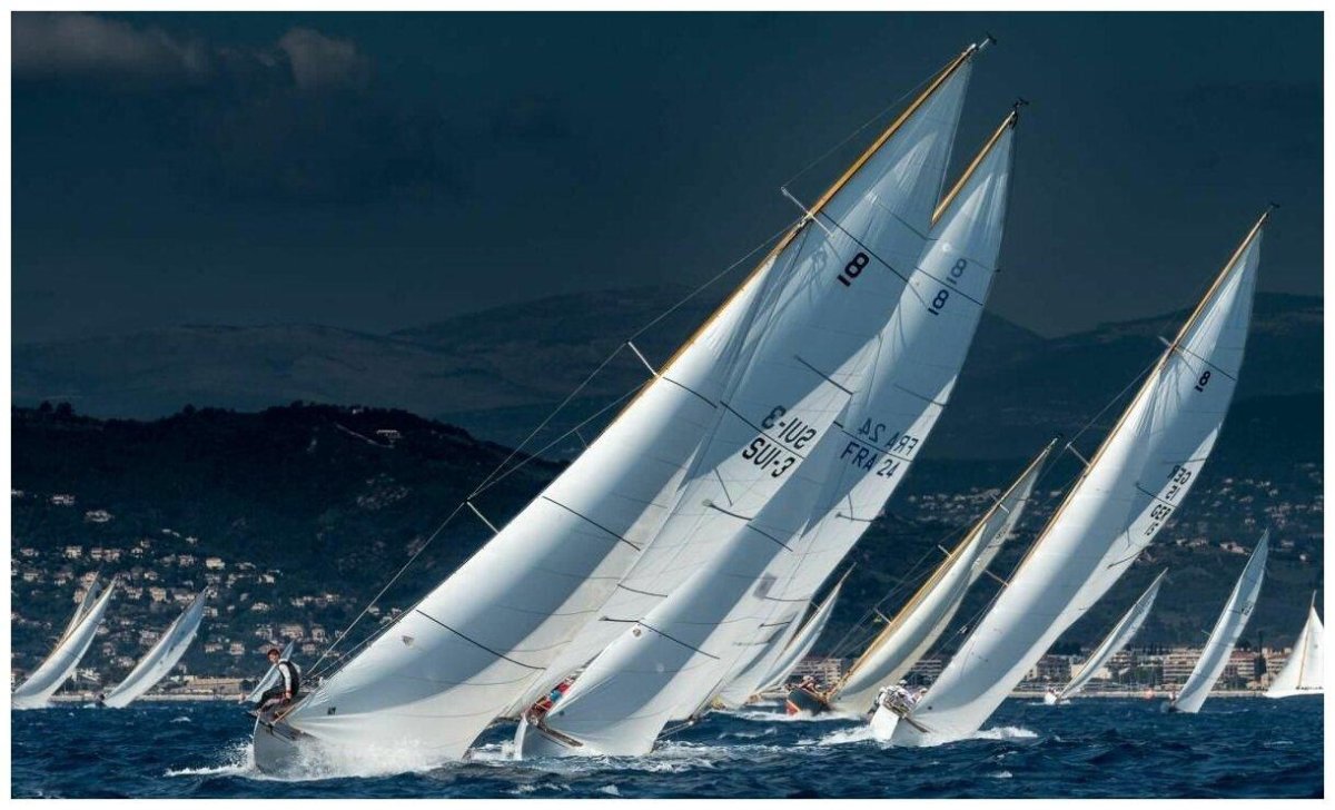 Яхта регата