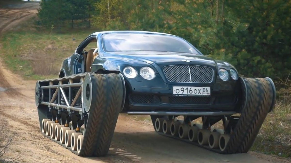 Bentley ACADEMEG на гусеницах