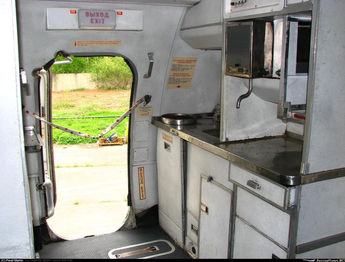 Кухня в самолете