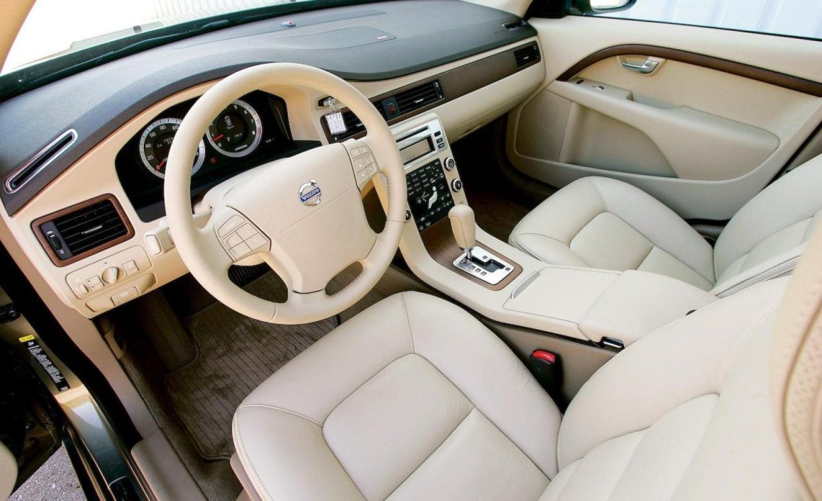 Вольво s80 белый салон