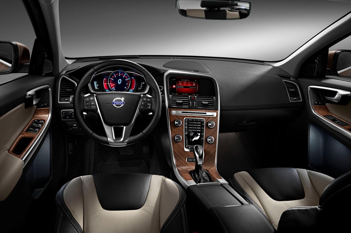 Volvo xc60 2016 салон