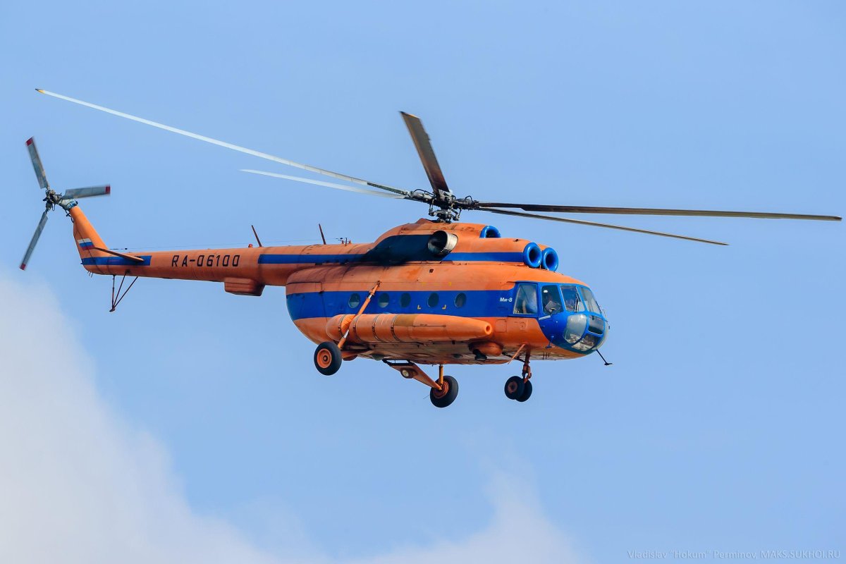 Ми-8 вертолёт