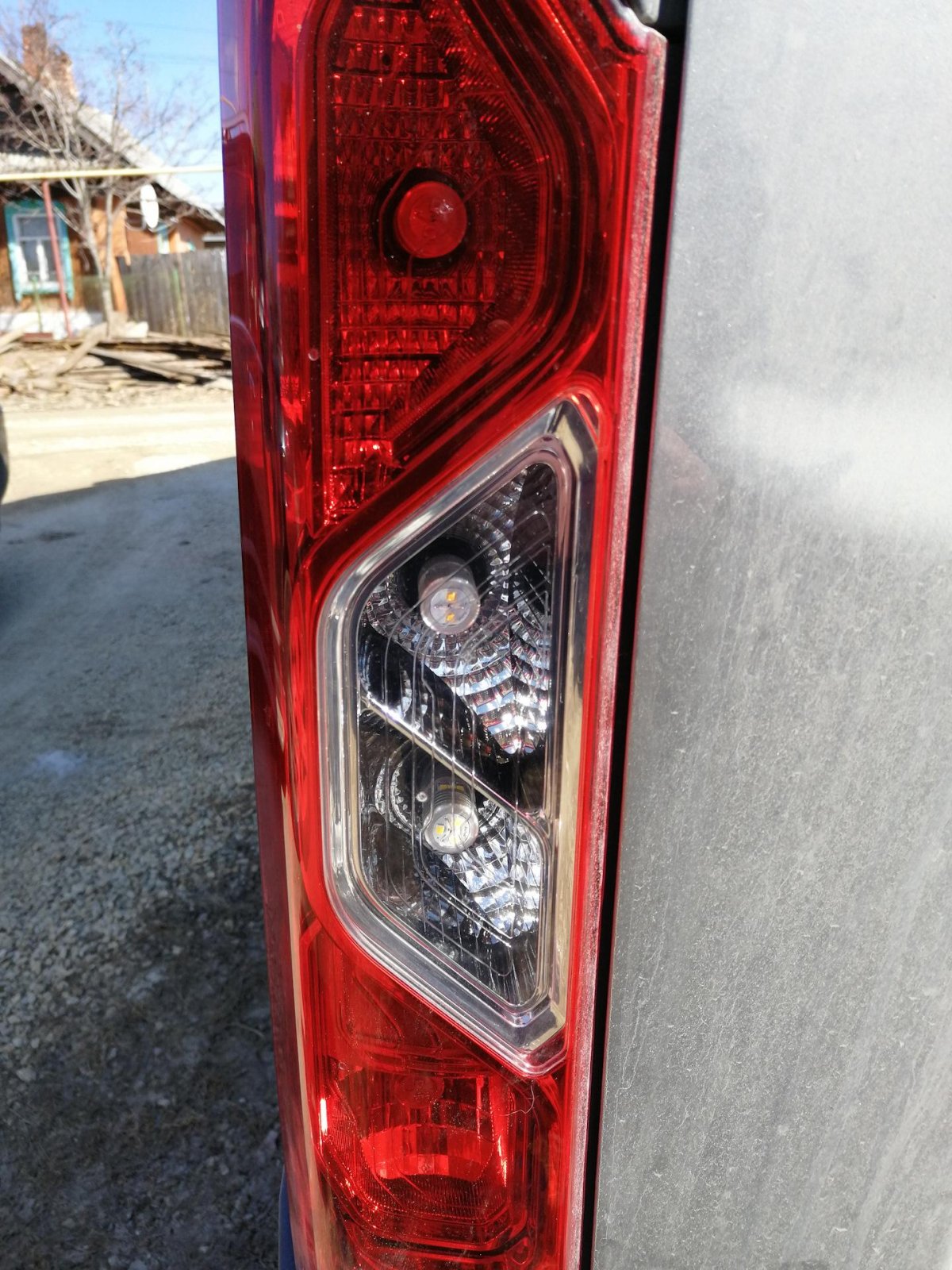 Газель Некст задние фонари лампочки