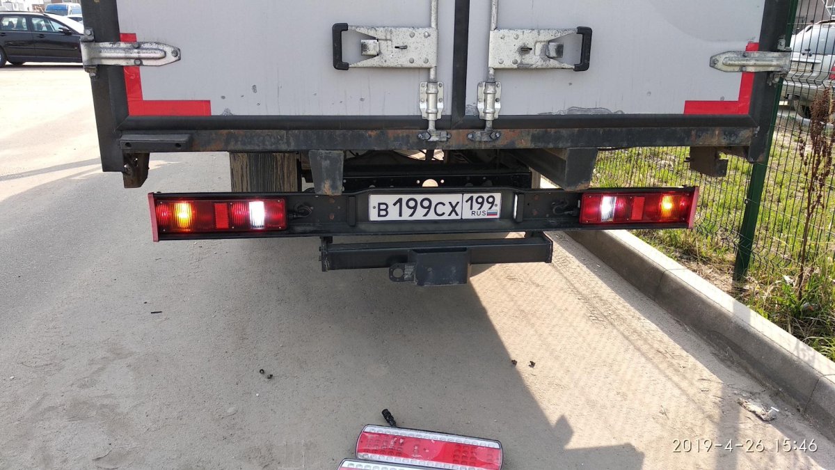 Крепление задних фонарей Газель 3302