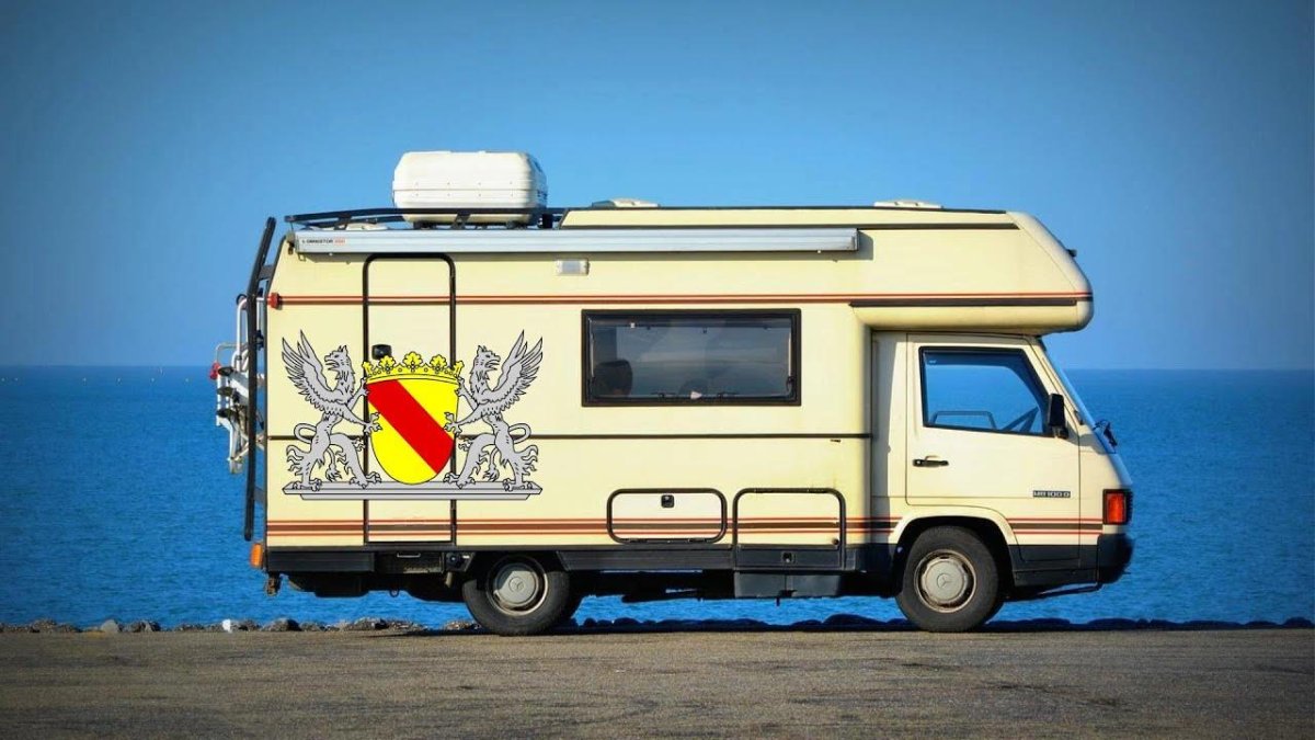 Автомобиль фургон