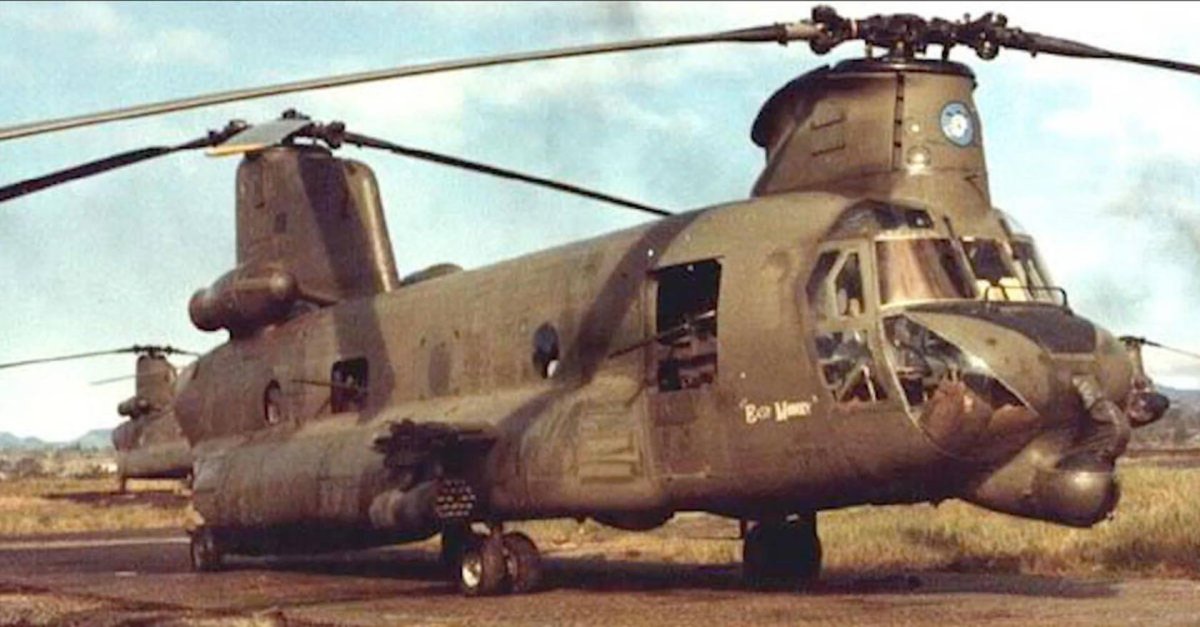 Вертолет Ch-47 Chinook