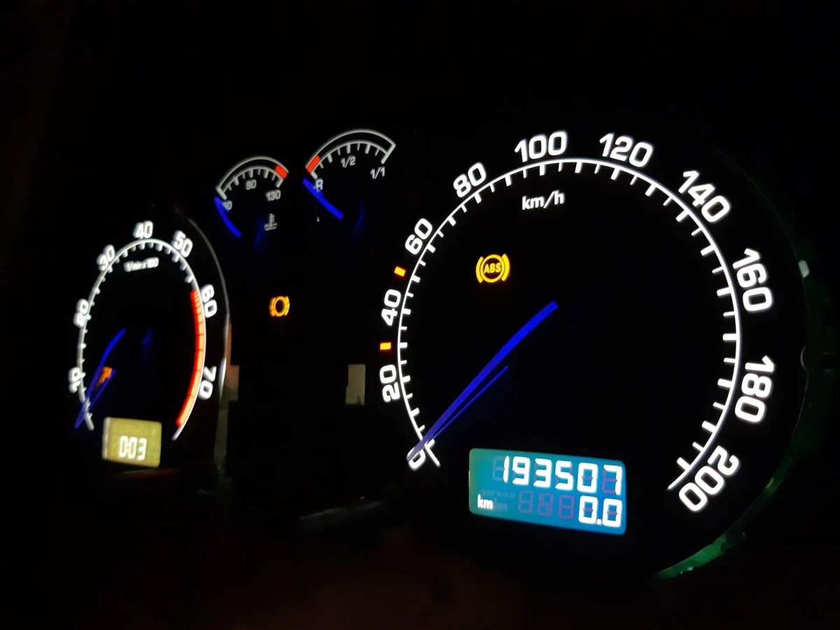 Пересвет панели приборов Шкода Октавия а5