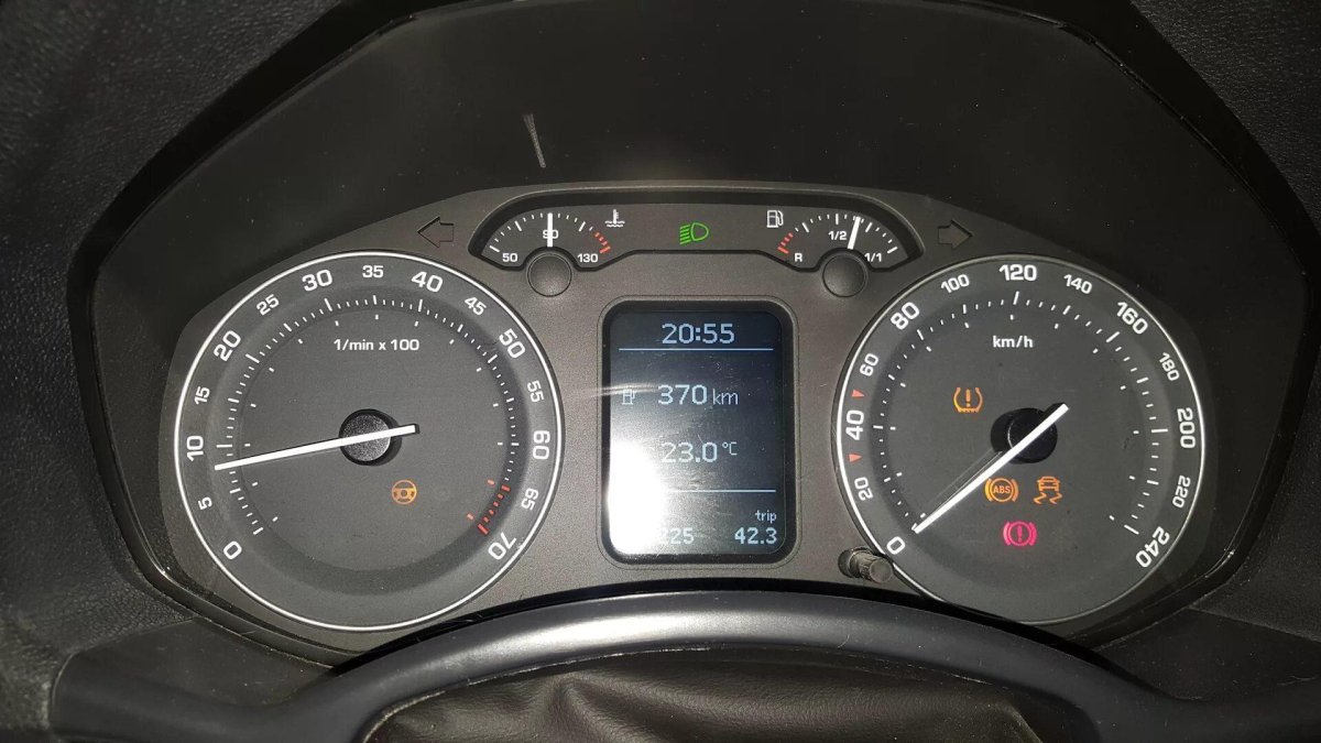 Панель приборов Шкода Октавия а5