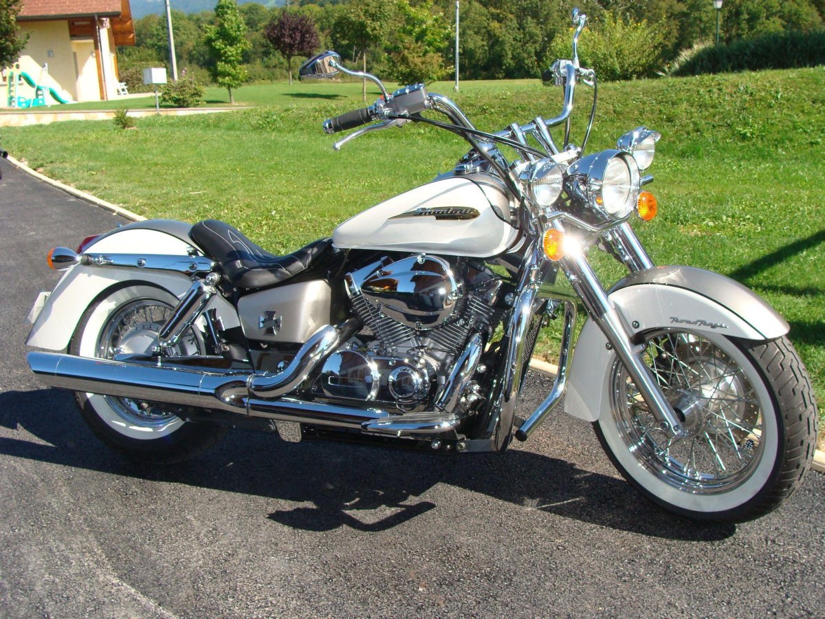 Хонда шадов 750