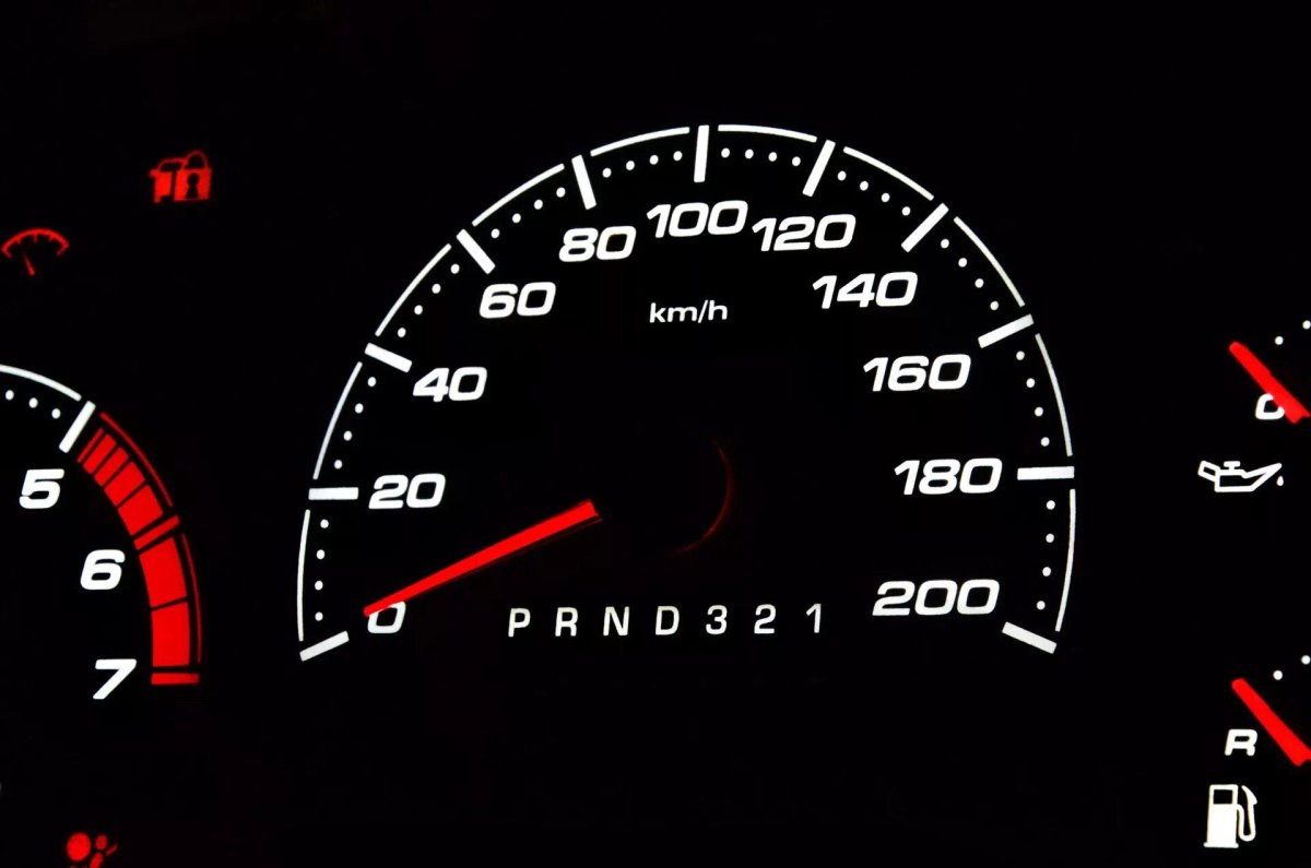 Панель приборов Шевроле блейзер