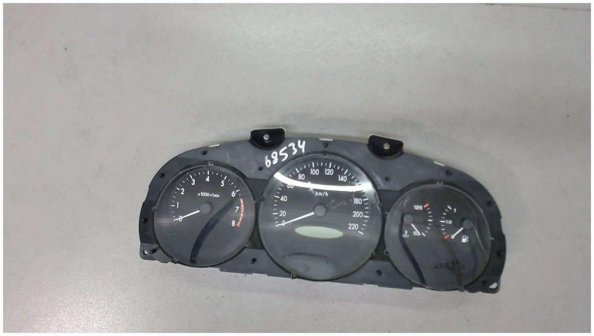 Панель приборов Шевроле Эванда