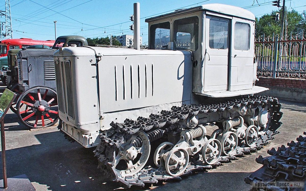 Трактор ХТЗ 181