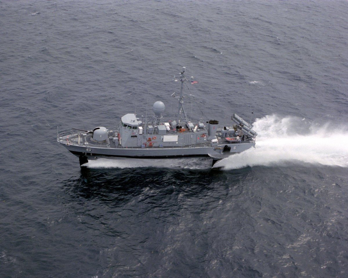 Антарес катер на подводных крыльях