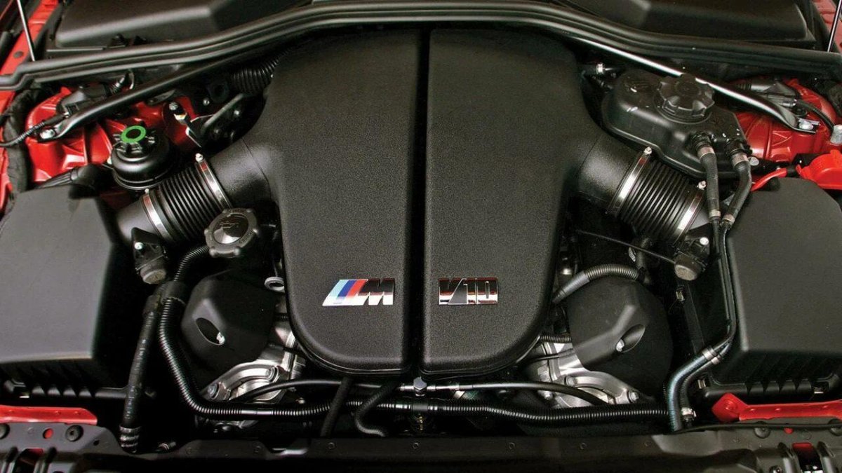 V10 BMW m5 мотор