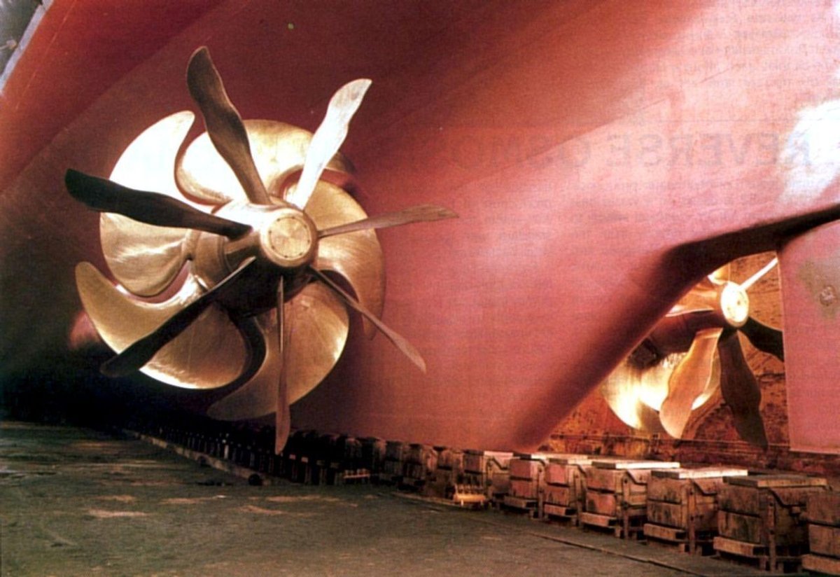 Куин Мэри 2 гребные винты