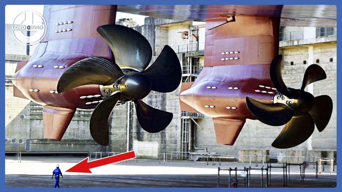 Гребной винт Британика