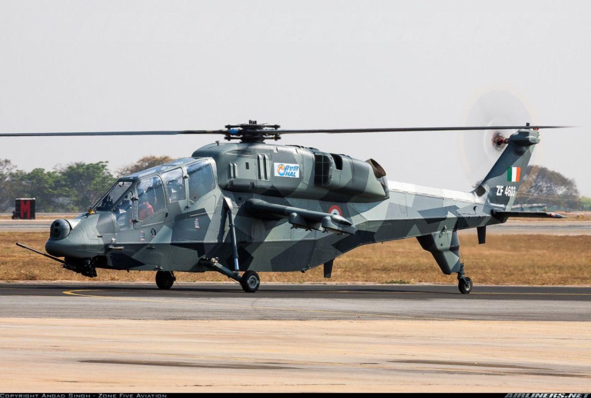 Легкий ударный вертолет LCH