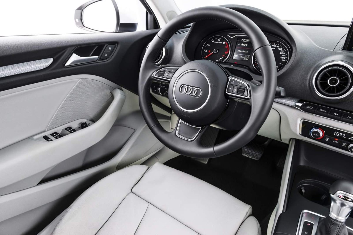 Audi a3 2017 салон