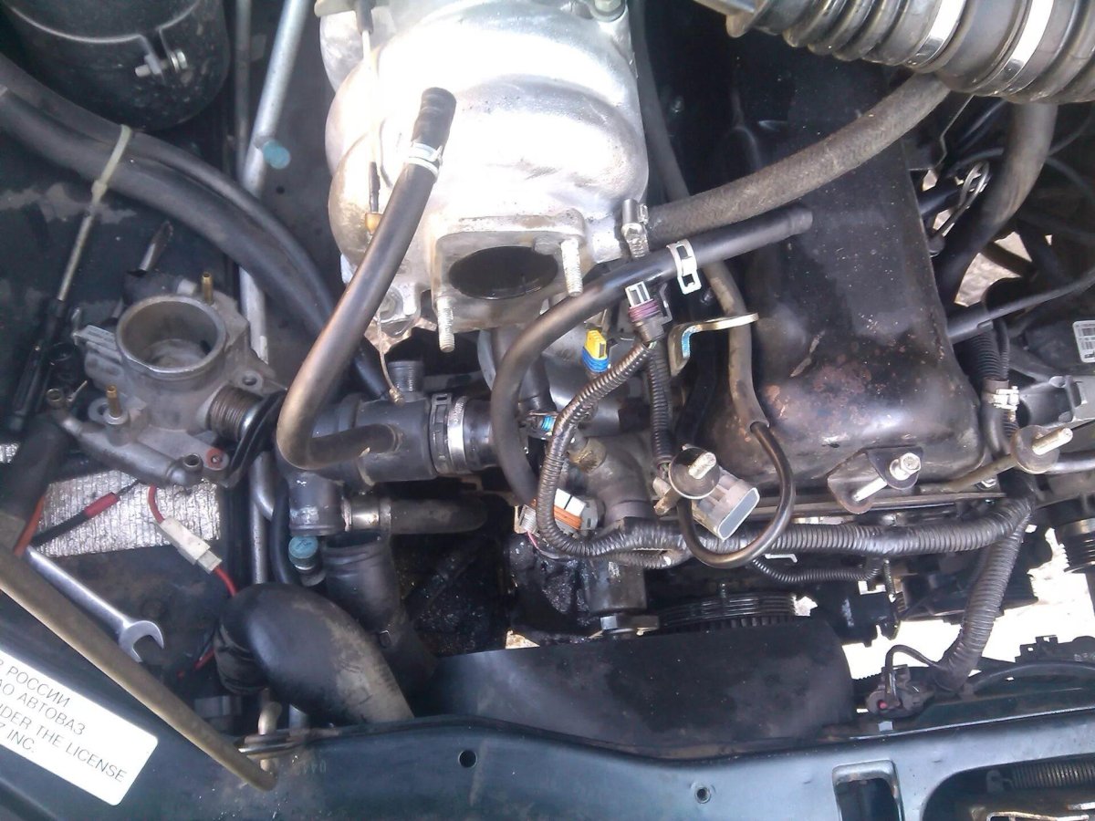 Компрессор кондиционера Шевроле Нива