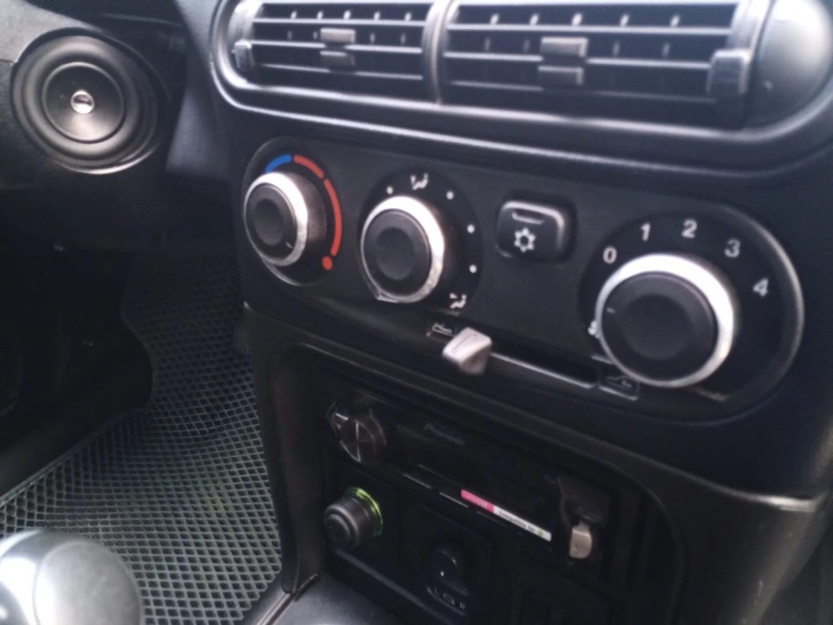 Перенос кнопок Шевроле Нива