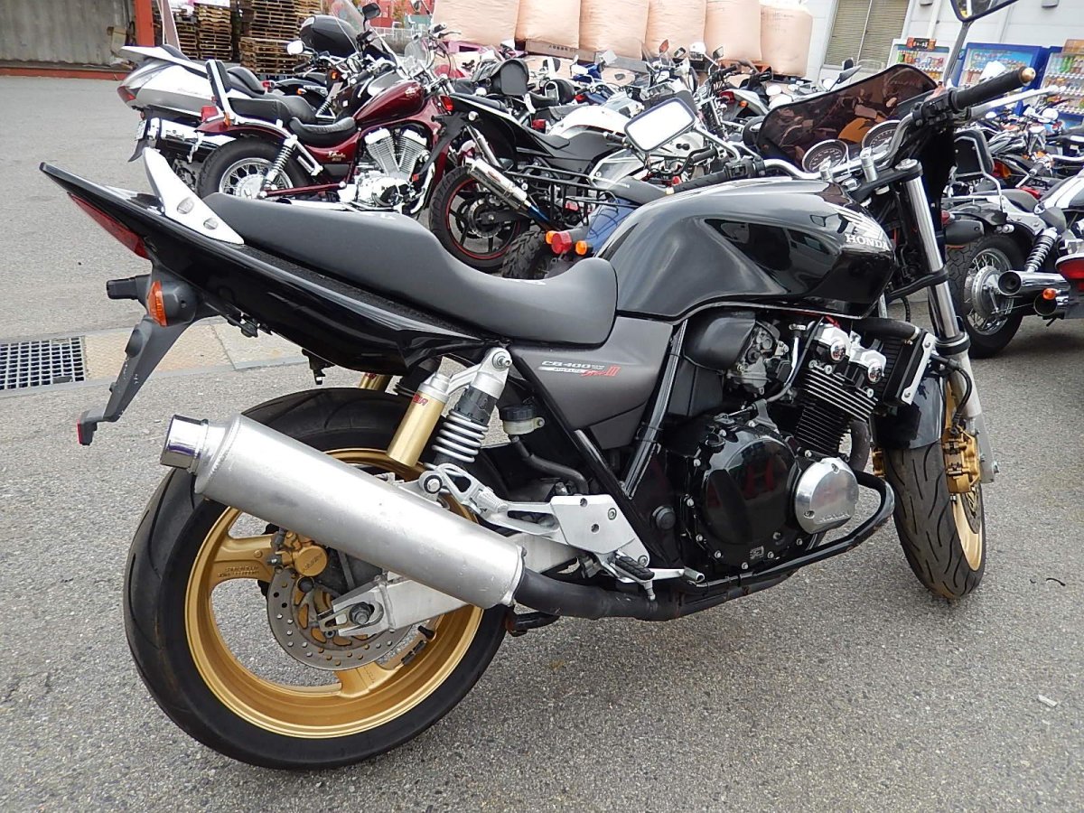 Honda cb400sf VTEC 3