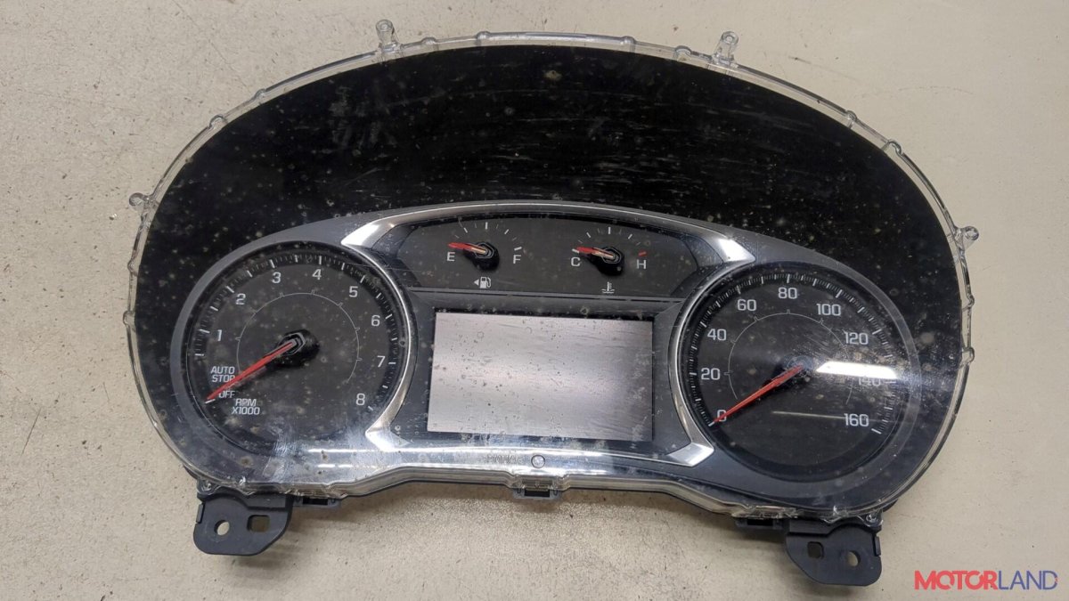 Chevrolet Malibu приборная панель