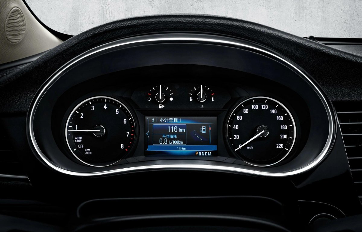 Приборная панель Бьюик Энкор