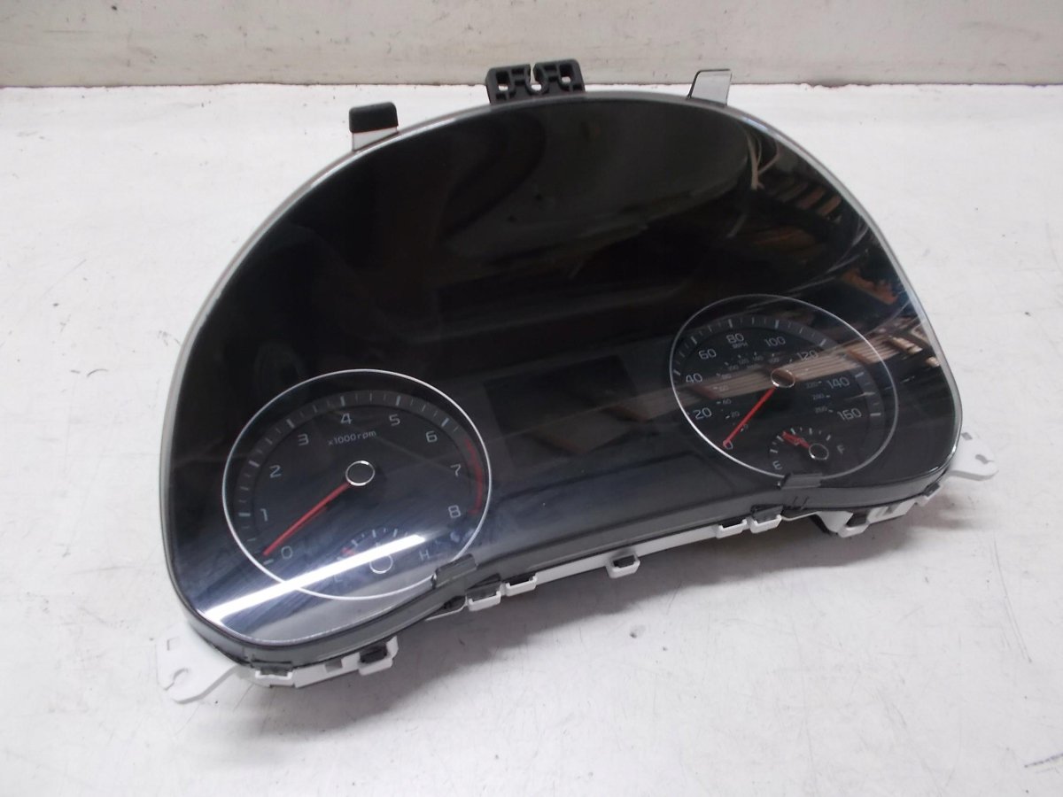 Панель приборов саньенг Актион Нью