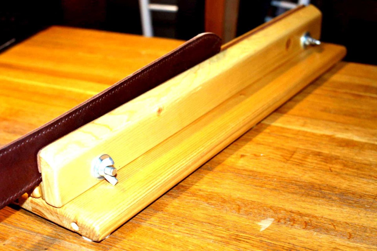 Шорник для ремня