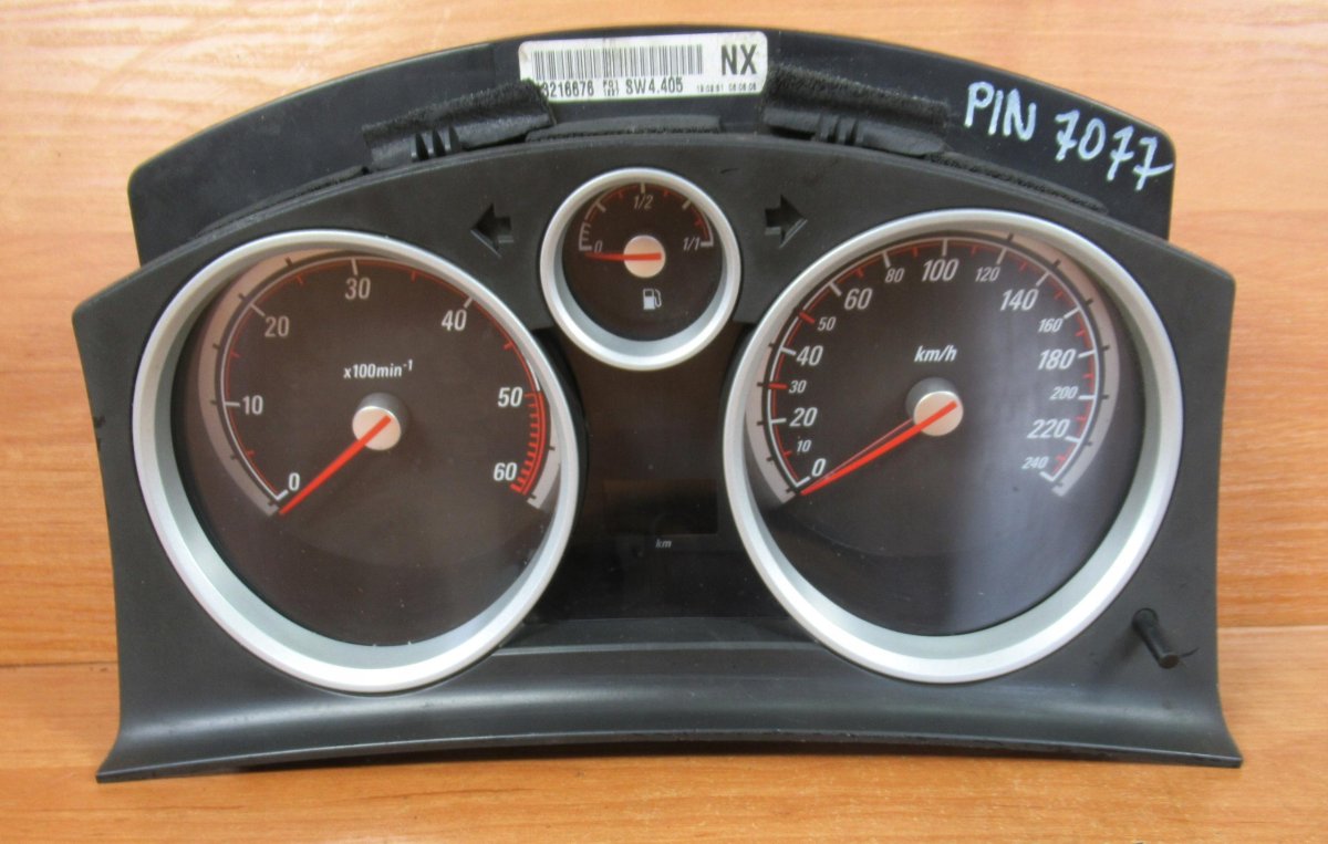 Панель Опель Астра h 2007