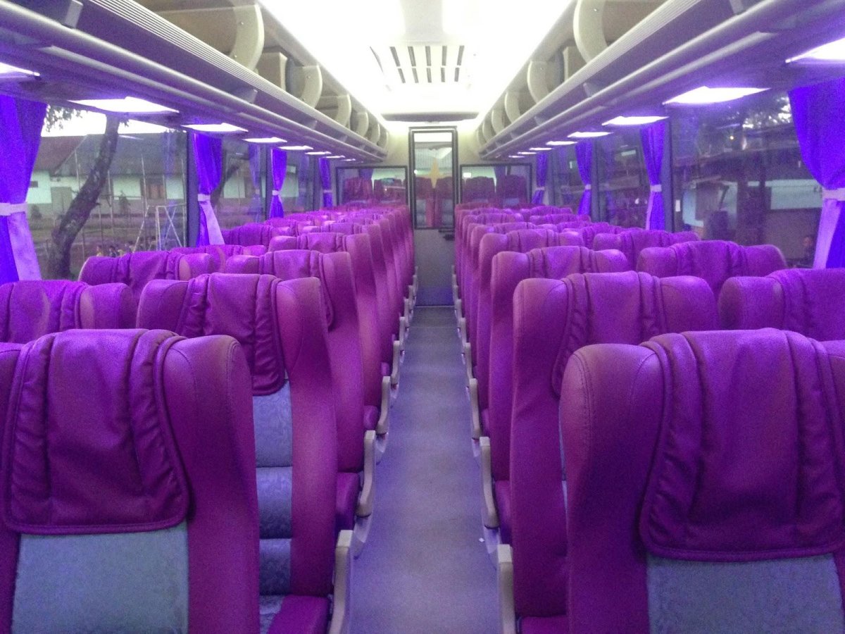 Автобус 47 мест