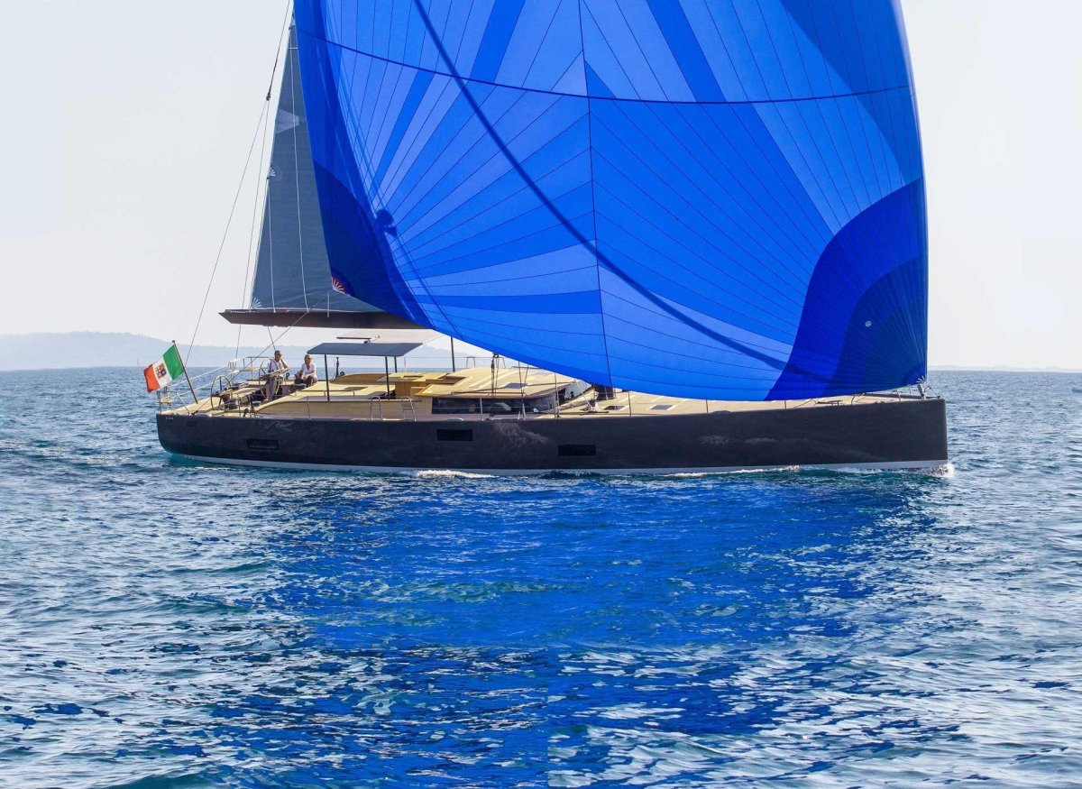 Яхта парусная Solaris 72 DH