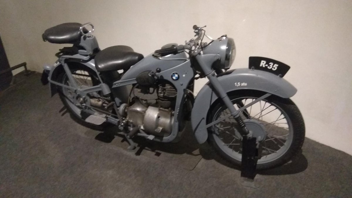 BMW r18 Classic фото