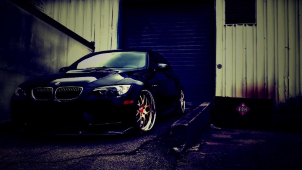 БМВ м5 черно белая