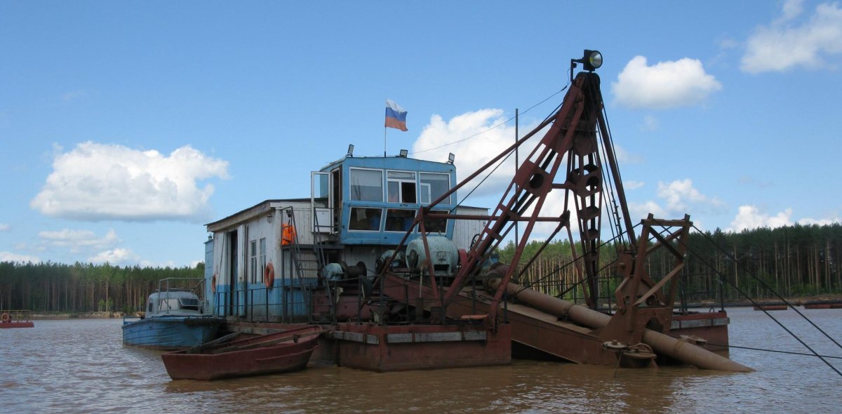 Земснаряд с-42