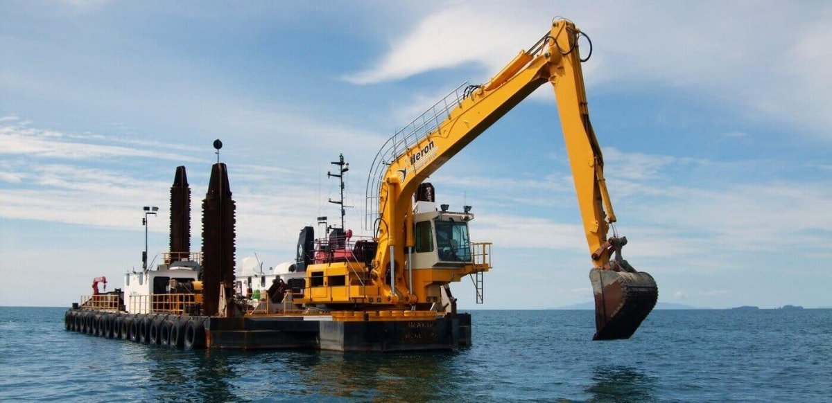 Одночерпаковый штанговый земснаряд