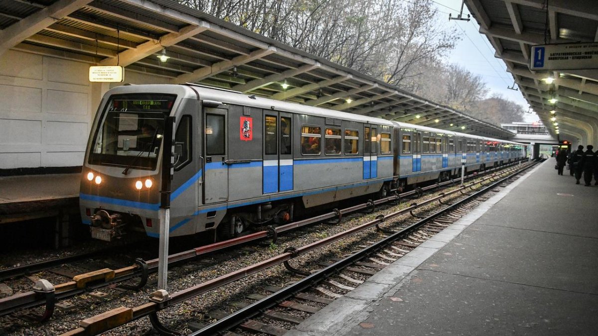 Станция метро Фили