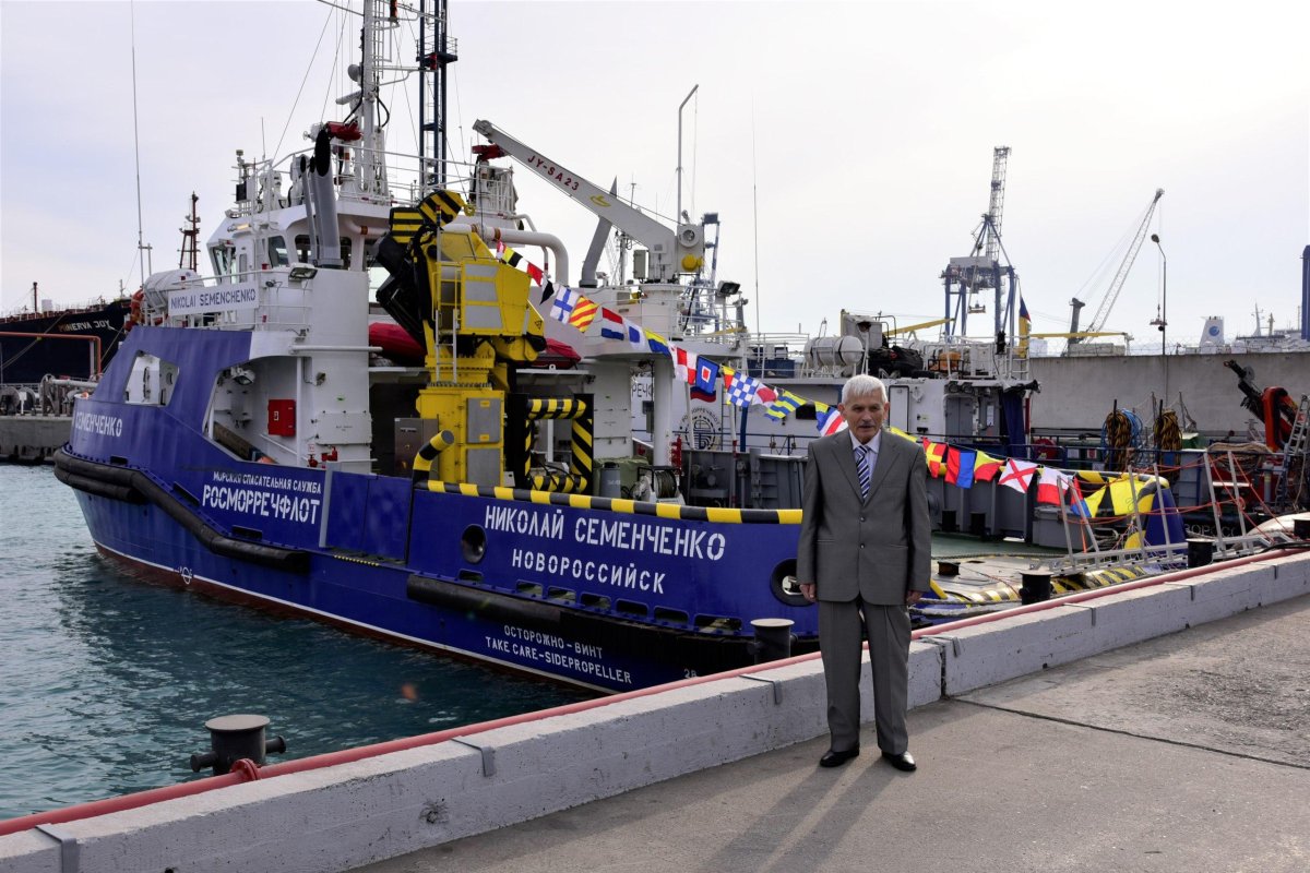 Николай Семенченко буксир