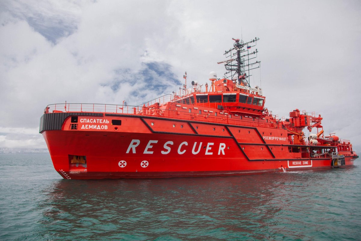 Буксир-спасатель Бахтемир
