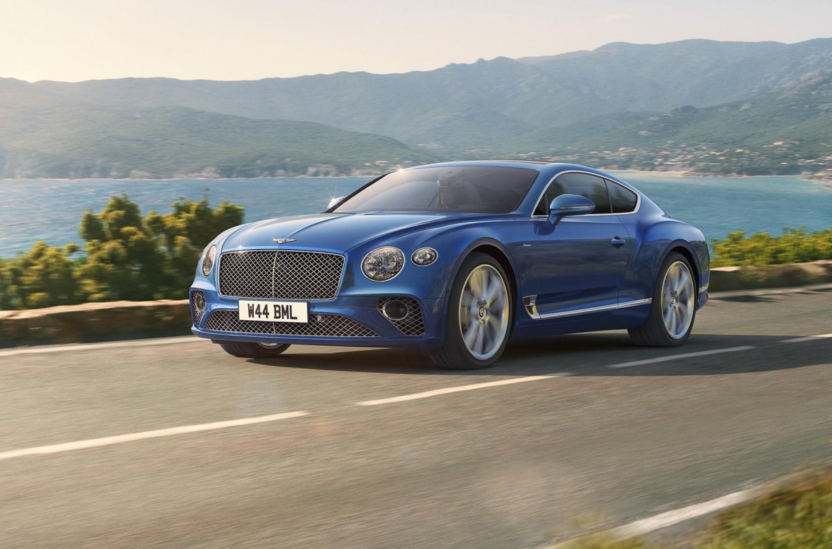 Бентли Континенталь 2022