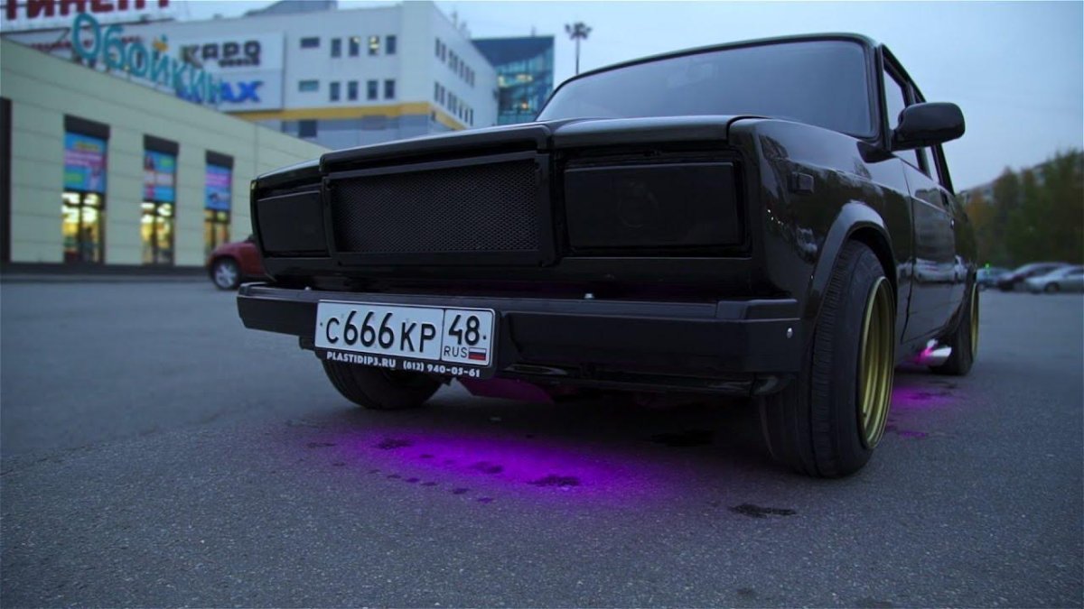 ВАЗ 2107 Black Jack