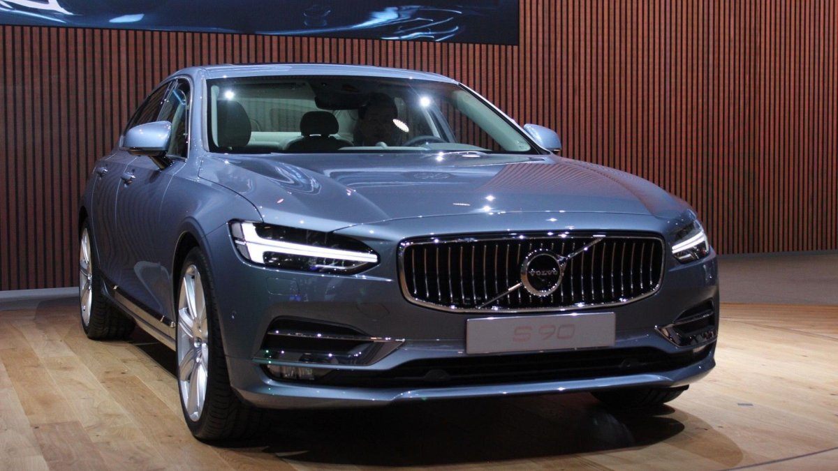 Новый Volvo s90