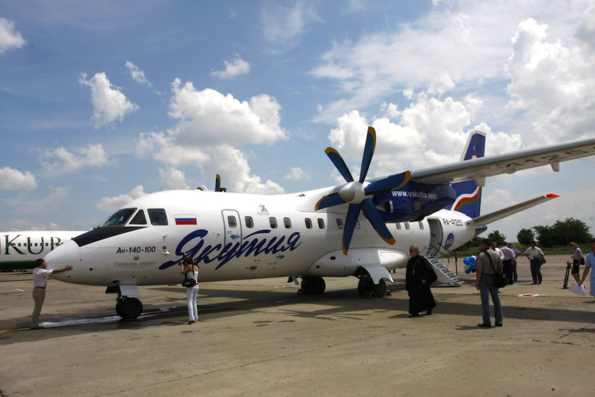 Турбовинтовой самолет АН-24