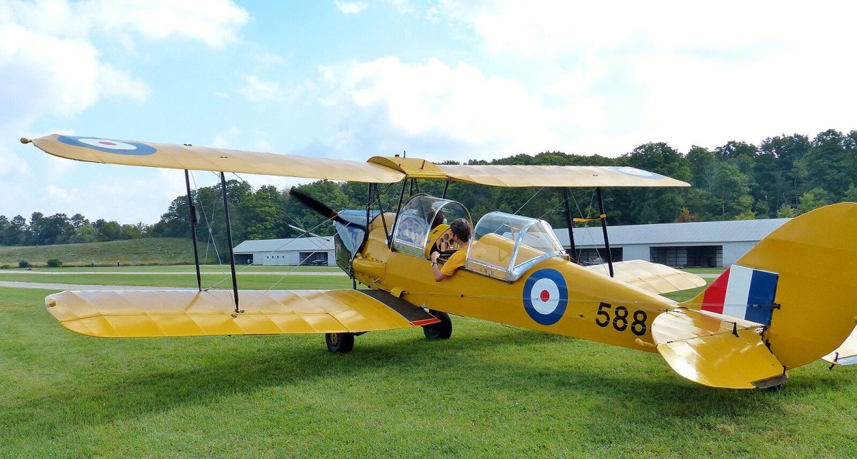 DH 82 Tiger Moth