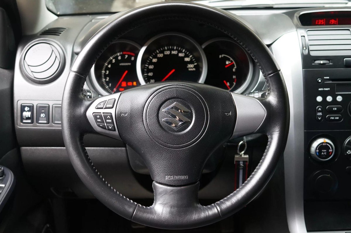 Руль Сузуки Гранд Витара 2006