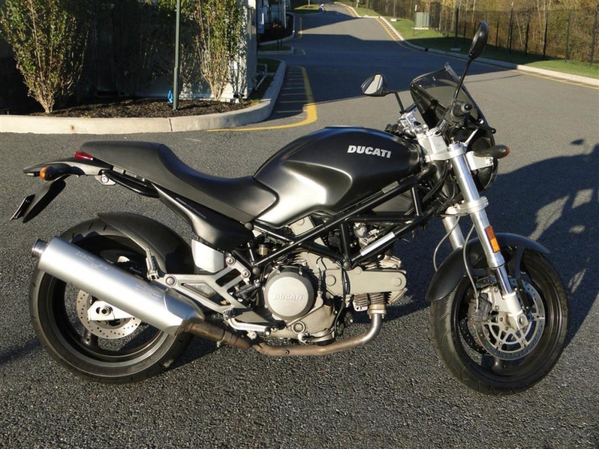 Ducati Monster 2005