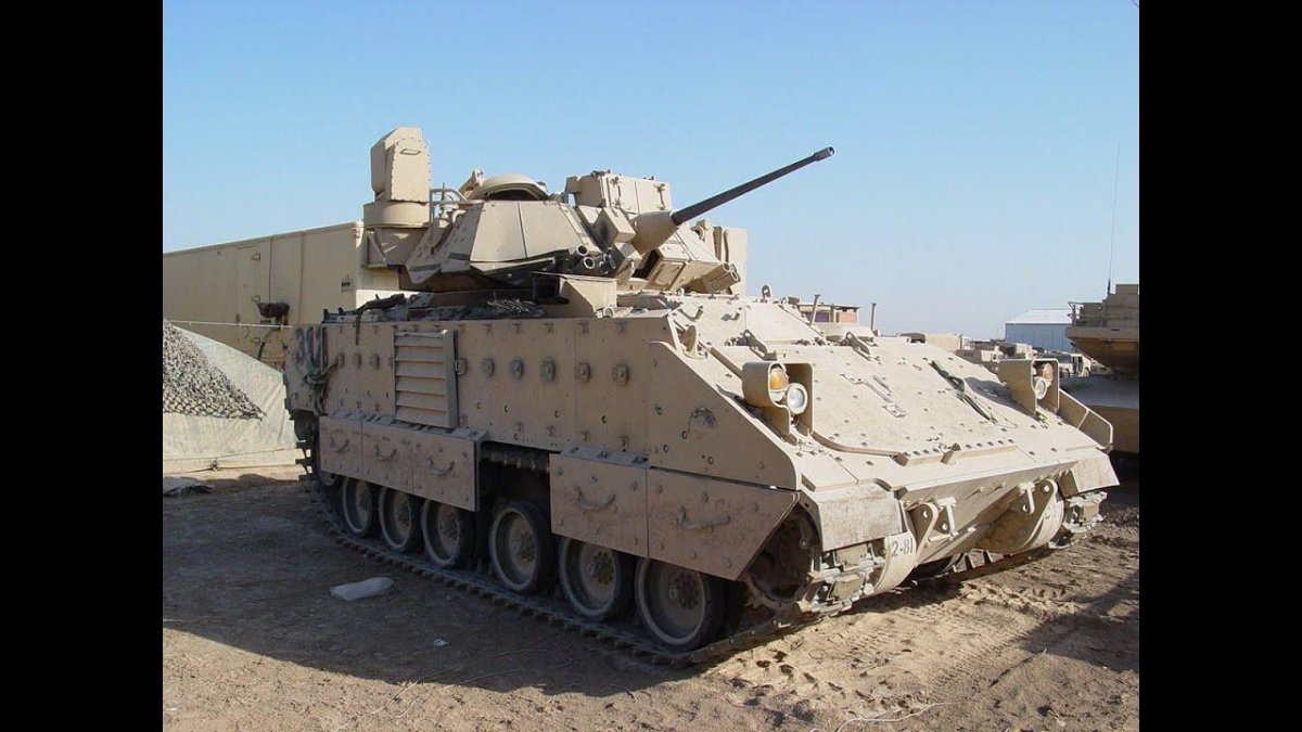 БМП м2а3 Брэдли