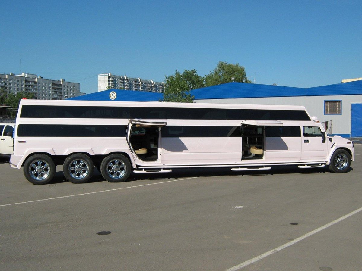 Лимузин Хаммер h2 двухэтажный